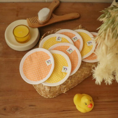 lingettes lavables en micropolaire - thème petits pois - Jaune et orange